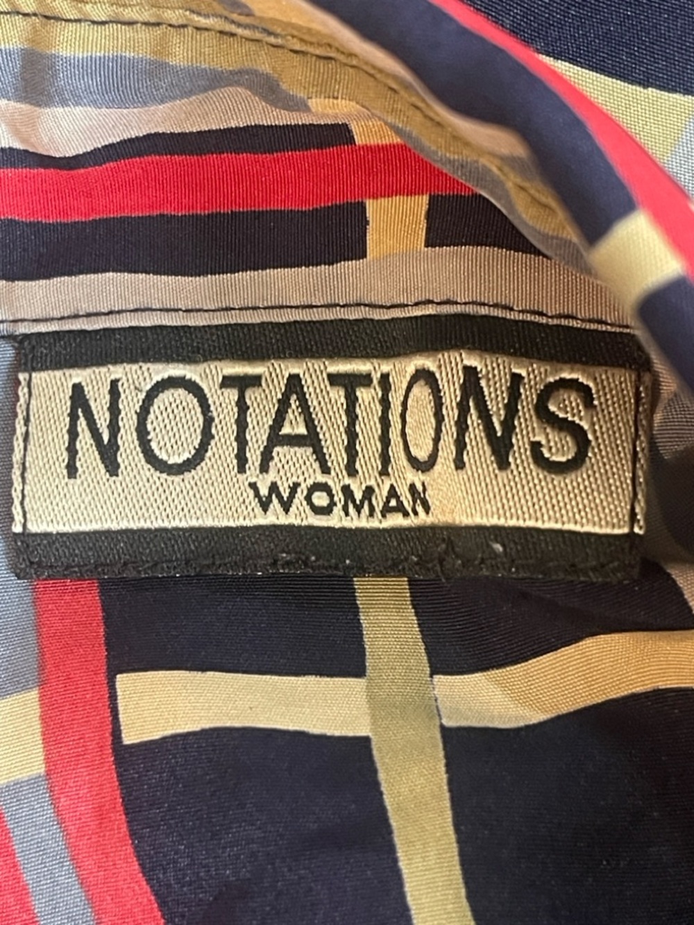 Notations Shell Buttons Grid Blouse - Picture 4 of 5